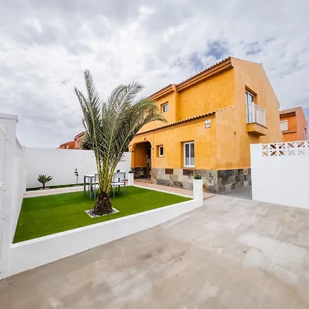 Casa Mela Nyaraló La Oliva